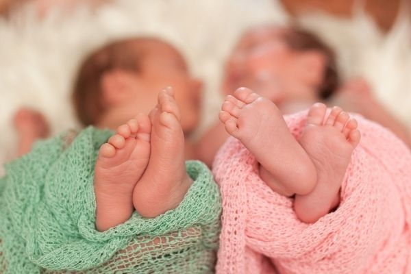 Expecting Twins? 5 Must-Have Items for Multiples