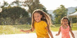 Screen-free summer activities.