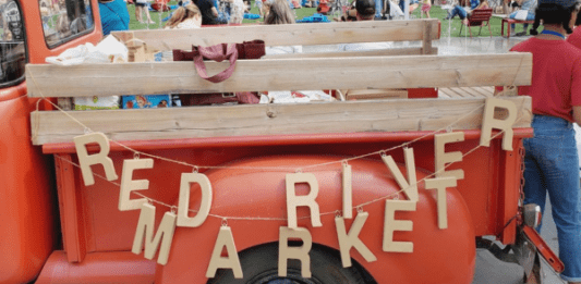 farmers markets in Fargo