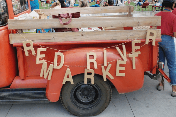 farmers markets in Fargo