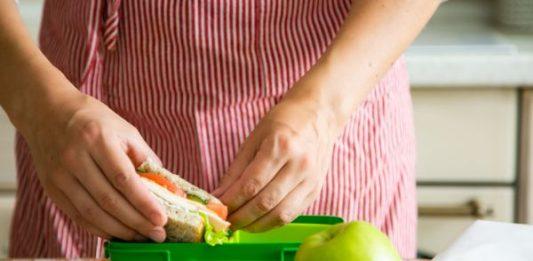 Healthy snacks for school.