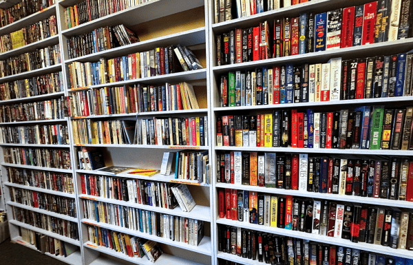 bookstores in Fargo