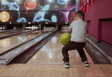 where to go bowling in Fargo