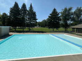 Moorhead wading pool