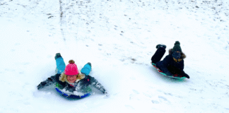 Sledding Hills in Fargo {Map Included!} sledding Fargo